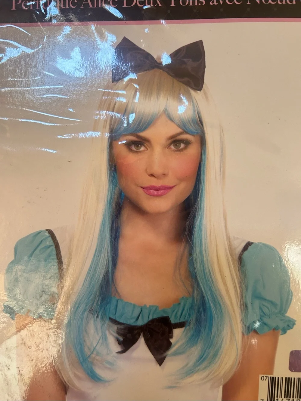 Halloween costume wig Alice in Wonderland